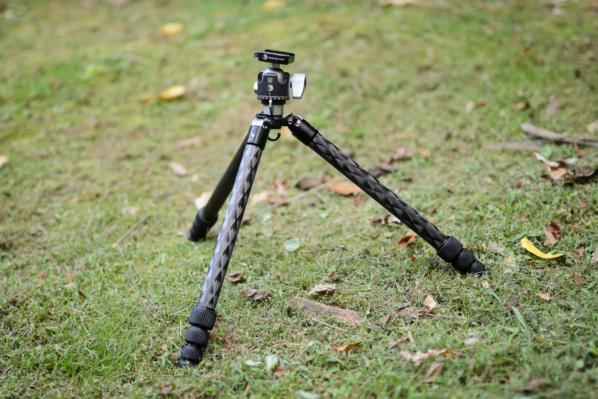 SmallRig Lightweight Travel Tripod AP-01 3987 Impressive Load Capacity and Versatile Compatibility