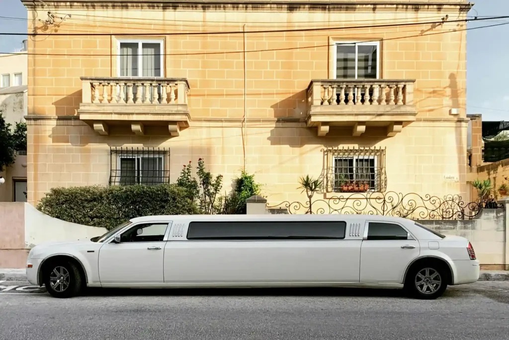 How Much Is a Limousine Price in Dubai