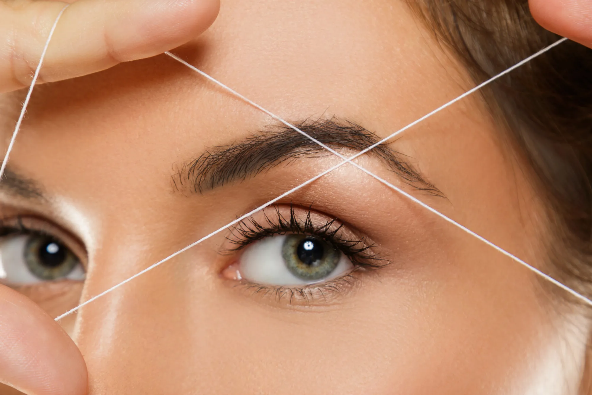 Where to Find the Best Eyebrow Makeup Tools in UAE